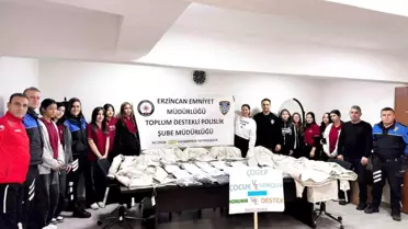 Erzincan'da Öğrencilere Kayak ve Drama Kursu