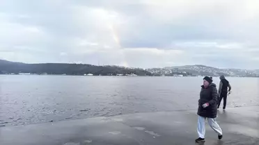 İstanbul Boğazı'nda Gökkuşağı Görsel Şöleni