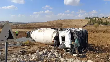 Midyat'ta Beton Mikseri Devrildi