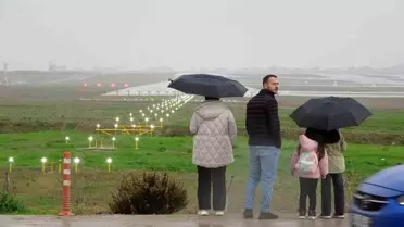 Uçak İzleme Noktası Büyük İlgi Görüyor