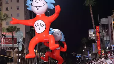 Hollywood Noel Geçit Töreni Yapıldı