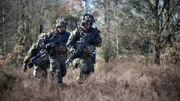 Avrupa'nın örnek ülkesini sarsan olay! Hırsızlar ordunun 20 bin mühimmatını çaldı