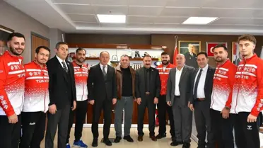 A Milli Erkek Curling Takımı'ndan Ziyaret