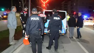 Alkollü sürücü emniyet müdürünün bulunduğu makam aracına çarptı