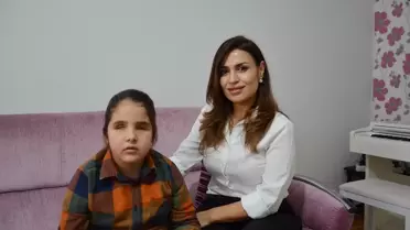 8 Yaşındaki Görme Engelli Çınar'ın Müzik Hayali