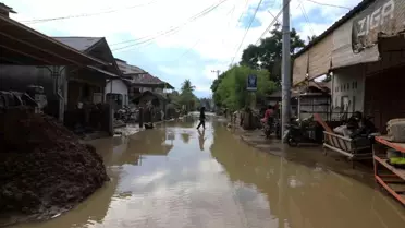 Güney Asya'da Sel Felaketi: Can Kaybı 1220'ye Yükseldi