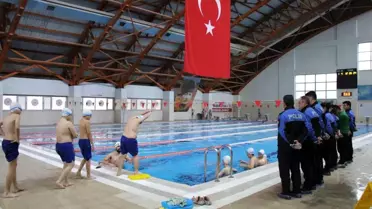 Amasya'da Anneler Yüzme Kursu İstiyor