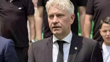 Sakaryaspor'da sürpriz istifa! Başkan Kıratlı görevini bıraktı