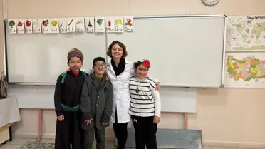 Köyde Sanat: Öğrenciler Ressamları Canlandırdı