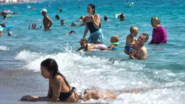 Antalya'da Turizm Rekoru: 2025'te 16,8 Milyon Ziyaretçi