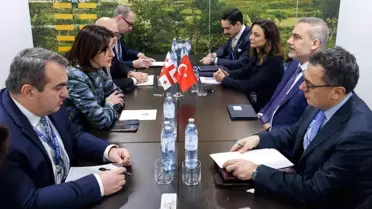 Fidan ve Botchorishvili Viyana'da Görüştü