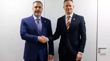 Fidan ve Szijjarto Viyana'da Görüştü