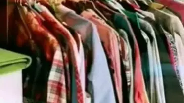 Germencik'te bağışlanan kıyafetler ihtiyaç sahiplerine teslim ediliyor