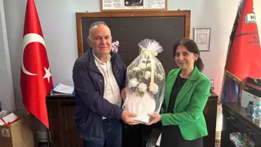 Emekli Öğretmene Duygusal Veda