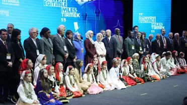 Emine Erdoğan: Gelecek nesillere adil bir dünya bırakmak boynumuzun borcu