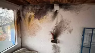 Yıldırım Düşen Evde Yangın Çıktı