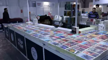 Arnavutköy'de 1. Kitap Fuarı kapılarını açtı, onlarca ünlü isim kitapseverlerle buluşacak