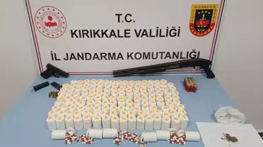 Uyuşturucu Operasyonu: 8 Bin Hap Ele Geçirildi