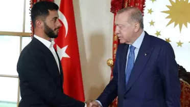 Cumhurbaşkanı Erdoğan, Oscar ödüllü Filistinli yönetmen Basel Adra'yı kabul etti