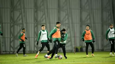 Konyaspor, Fenerbahçe Maçına Hazırlanıyor
