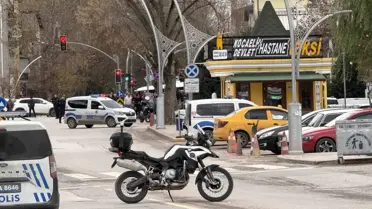 İzmit'te Silahlı Şahıs Taksi Durağında