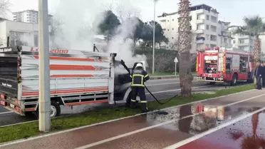 Ünye'de Seyir Halindeki Kamyonda Yangın