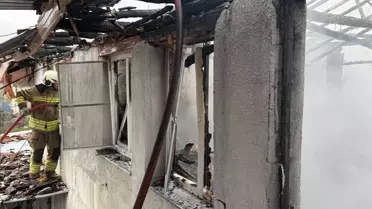 Kula'da Ev Yangını: Kullanılamaz Hale Geldi