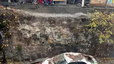 Beton Pompası İle Duvar Çöktü