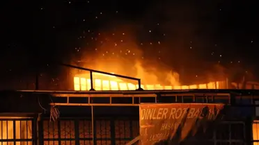 Antakya'da Yangın: 3 Tamirhane Etkilendi