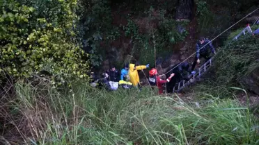 Fethiye'de Uçurumdan Düşen Araçta Sürücü Kurtarıldı