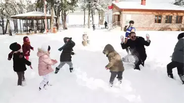 Samsun'da Kar Nedeniyle Eğitime Ara