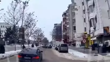 Herkesin hayatını riske attı! Trafiğin ortasında bir anda drifte başladı