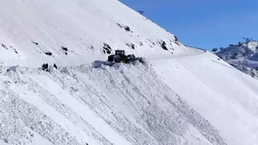 Diyarbakır'da kırsal mahallelerde 2 bin 622 kilometre yol ulaşıma açıldı