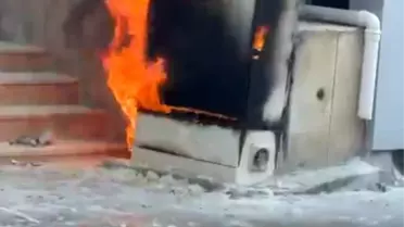 Batman'da aşırı yük elektrik panosunu yaktı