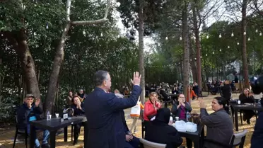 Yunusemre Emekli Kafe açılışının ilk gününde yoğun ilgi gördü