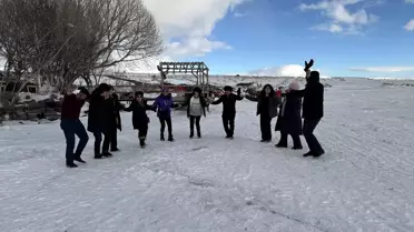 Çıldır Gölü'nde Kış Eğlencesi