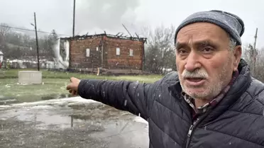 Eflani'deki Tarihi Cami Yandı