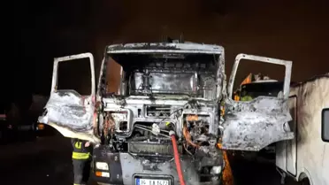 Çorlu'da Beton Pompa Aracı Yandı