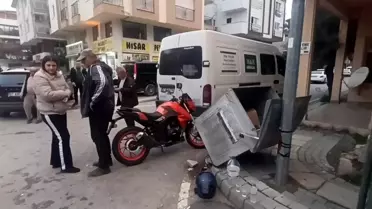 Manavgat'ta Kamyonet Motosiklete Çarptı