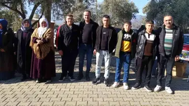 Bozdoğan'da askerler Kur'an-ı Kerim ve Türk Bayrağı ile uğurlandı