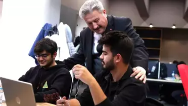 Akıl Küpü Kütüphaneleri dolup taşıyor