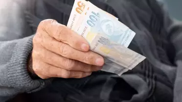 AK Parti'den emeklileri umutlandıran çıkış