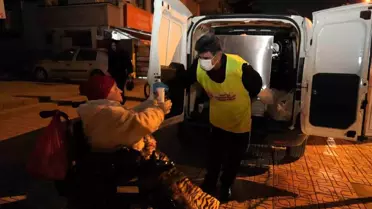 Keçiören Belediyesi'nden soğuk havalarda sıcak çorba ikramı