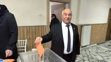 Şuhut'ta şoförler ve otomobilciler esnafı sandık başına gitti