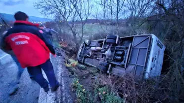 İvrindi'de Servis Aracı Şarampole Uçtu