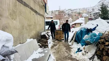 Engelli Kıza Tekerlekli Sandalye Hediye
