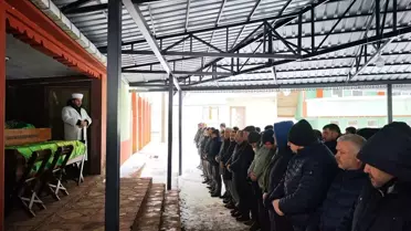 Kardeşler Yan Yana Toprağa Verildi