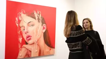 Şahin Demir'in Paris'te 'Bakışla Yüzleşme' Sergisi Açıldı