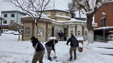 Şehitkamil'de camiler ibadete hazır