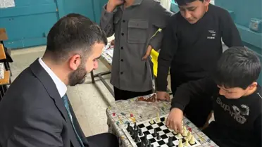 TÜGVA Hakkari Temsilciliğinden 'Ortaokul Vakıf Okulu' programı uygulanan okullara ziyaret